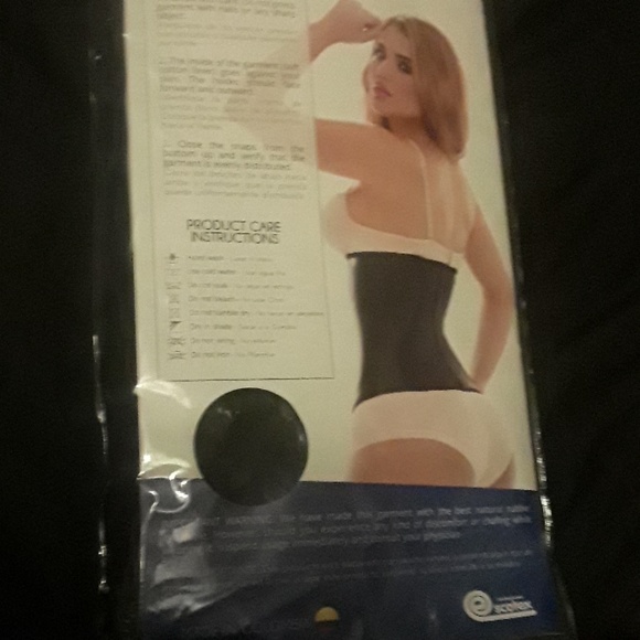 Latex Waist Trainer 3-Hook - Picture 5 of 8